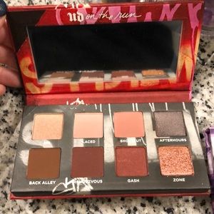 Urban Decay On The Run Eyeshadow Pallet